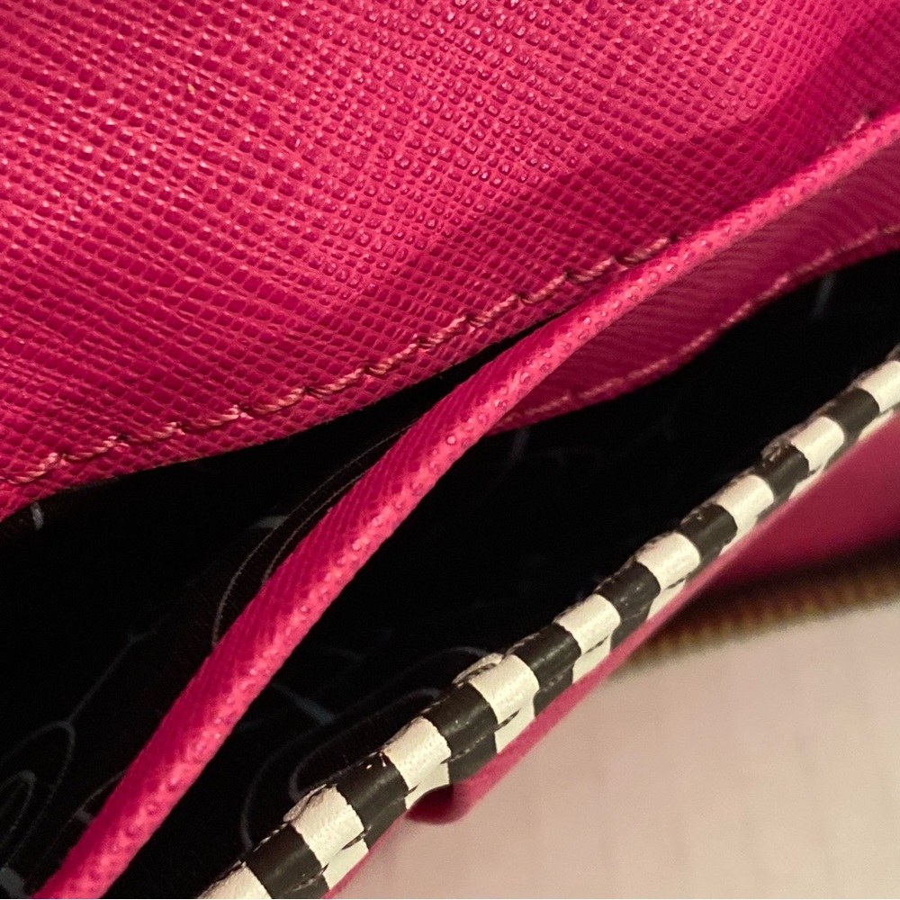 Henri Bendel New York Brown and Pink Zip Around Wallet with Sleek Design. - Picture 9 of 9